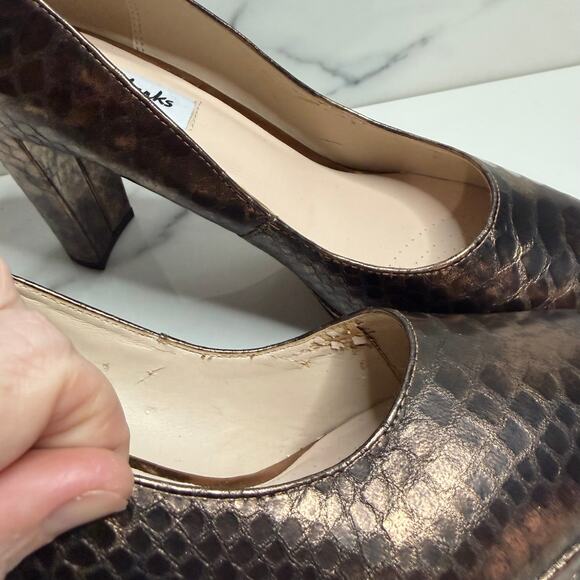 Clarks Narrative Women's Bronze Leather Kendra Sienna Pumps Heels Sz 10 FLAW - Picture 8 of 8